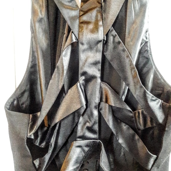 BLACK VEST NUDIX SATIN FOREVER 21 SIZE L - Picture 7 of 8
